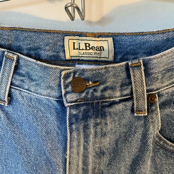 Upcycled LL Bean Straight Leg Jeans 5 Pocket, sun and bee painted on pockets! Si - Picture 9 of 16